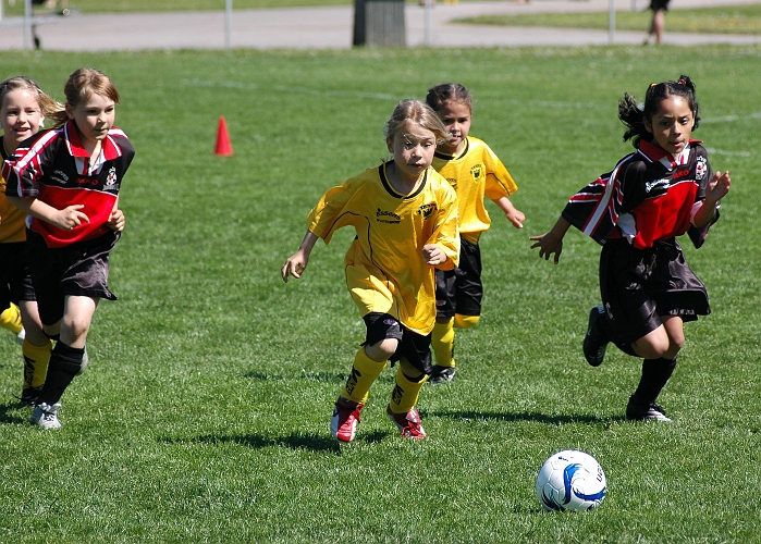 2006-06-10 (68).JPG - Flickor 98/99 Arboga Södra IF - Kungsör BK